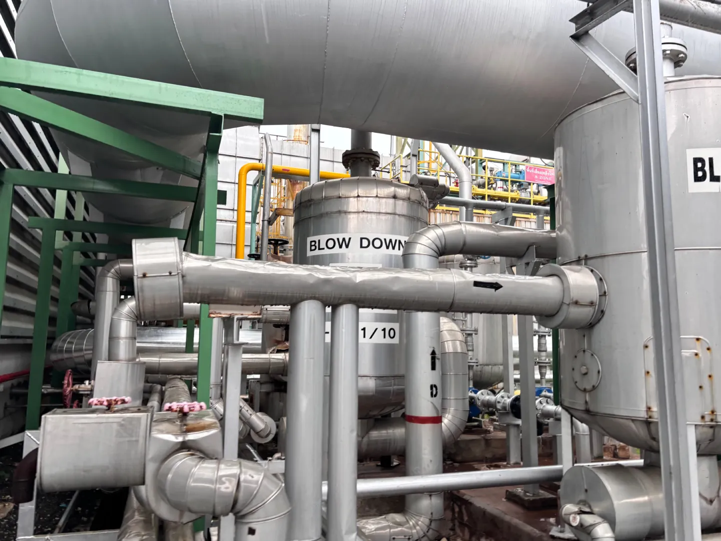 Blowdown heat exchanger vessel supporting commercial boiler efficiency upgrades through condensate recovery and waste heat recapture